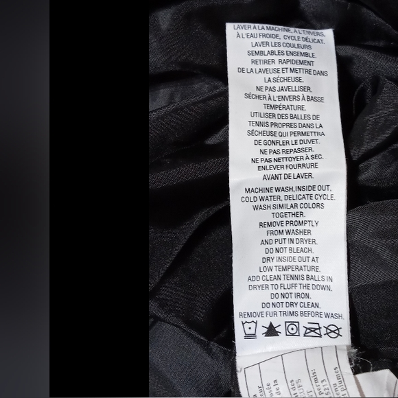 Reitmans down jacket. Size xs. Good Used condition. - Picture 15 of 16